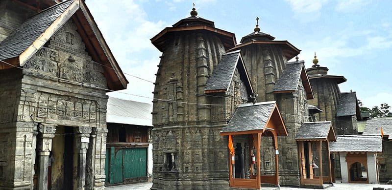 This temple is dedicated to Lord Vishnu and dates back to 11th century. It was probably built by Salabahana.